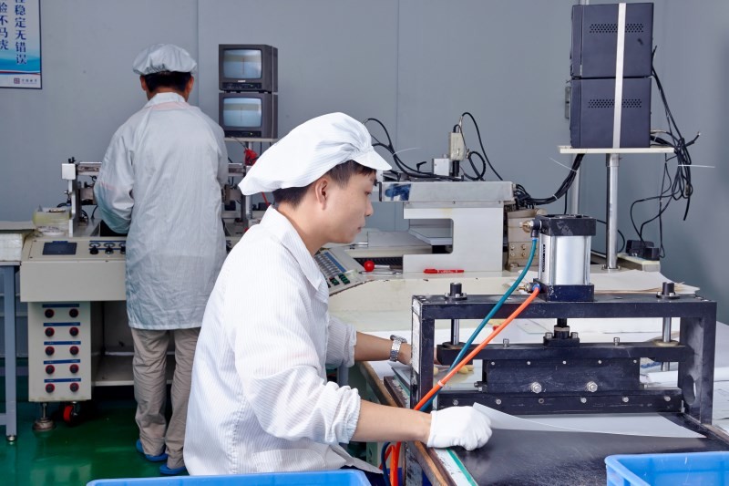 HongKong Guanke Industrial Limited dây chuyền sản xuất nhà máy